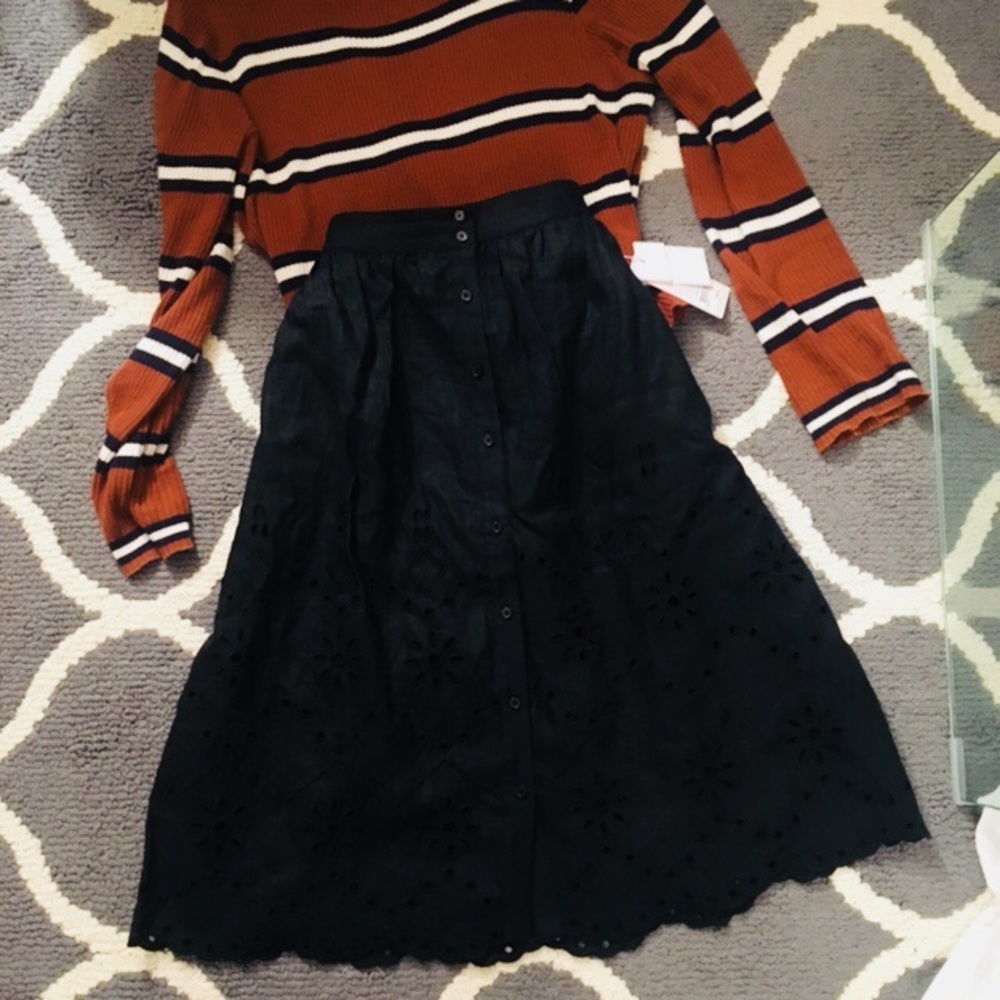 New eyelet linen A-line skirt